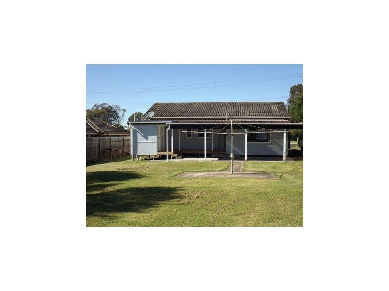 31 Thirlmere Way, Tahmoor NSW 2573