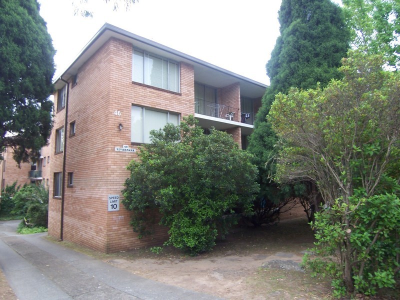 2/46 Meadow Crescent, Meadowbank NSW 2114