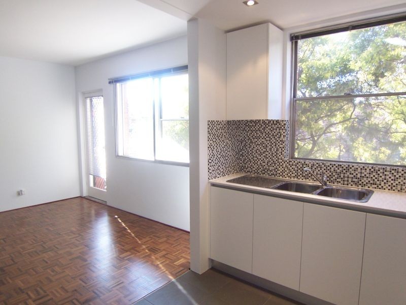 3/2  Mons Avenue, West Ryde NSW 2114