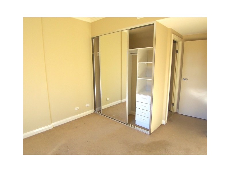 86/141 Bowden Street, Meadowbank NSW 2114
