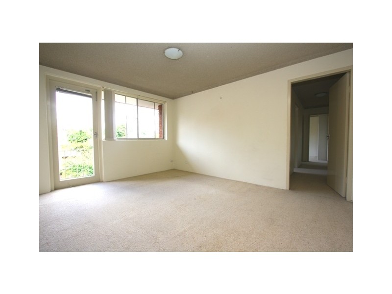 12/38 – 40 Meadow Cres, Meadowbank NSW 2114