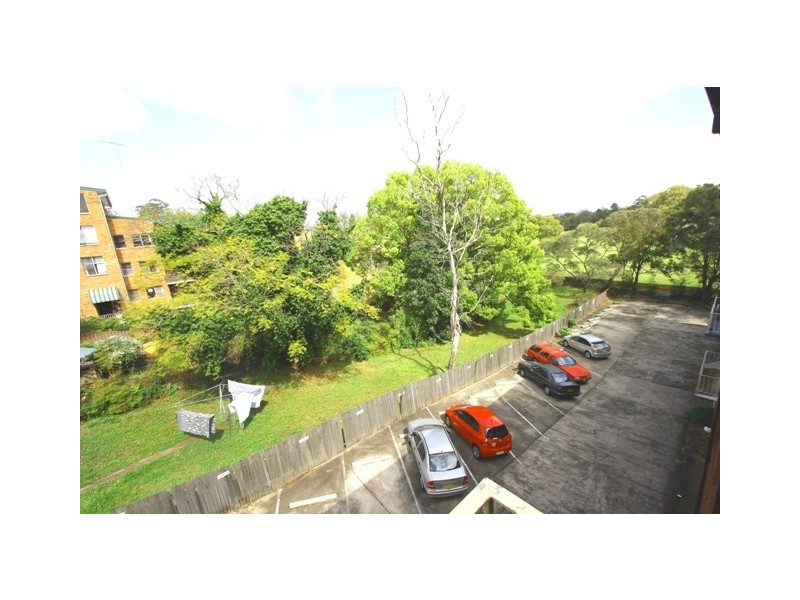 12/38 – 40 Meadow Cres, Meadowbank NSW 2114