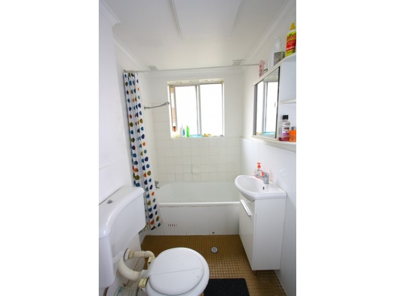 12/3-5 Meadow cres, Meadowbank NSW 2114