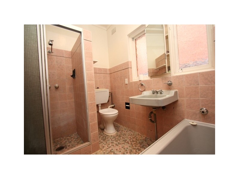 53  Glenayr Ave, Denistone NSW 2114