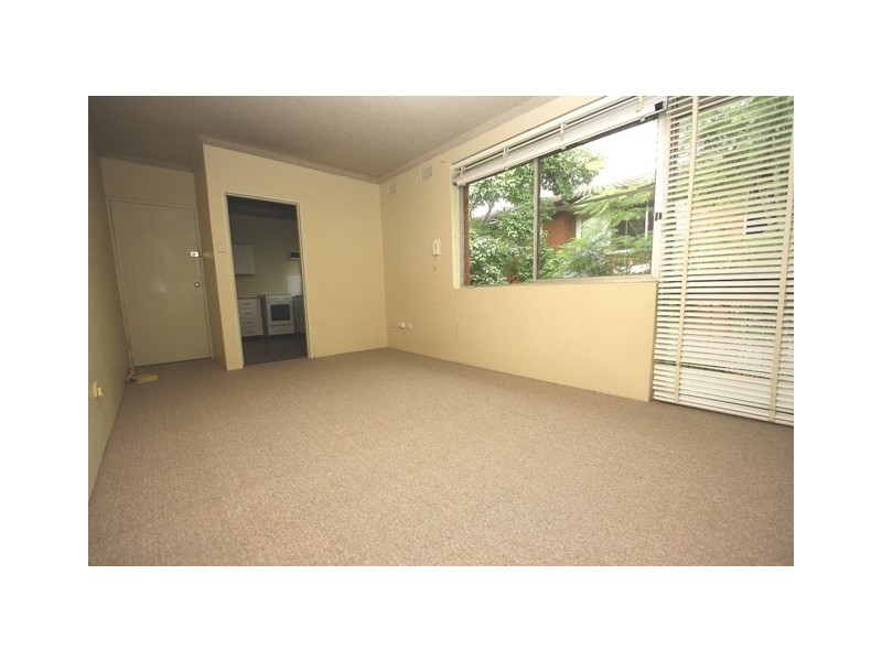 11/42 Meadow Crs, Meadowbank NSW 2114