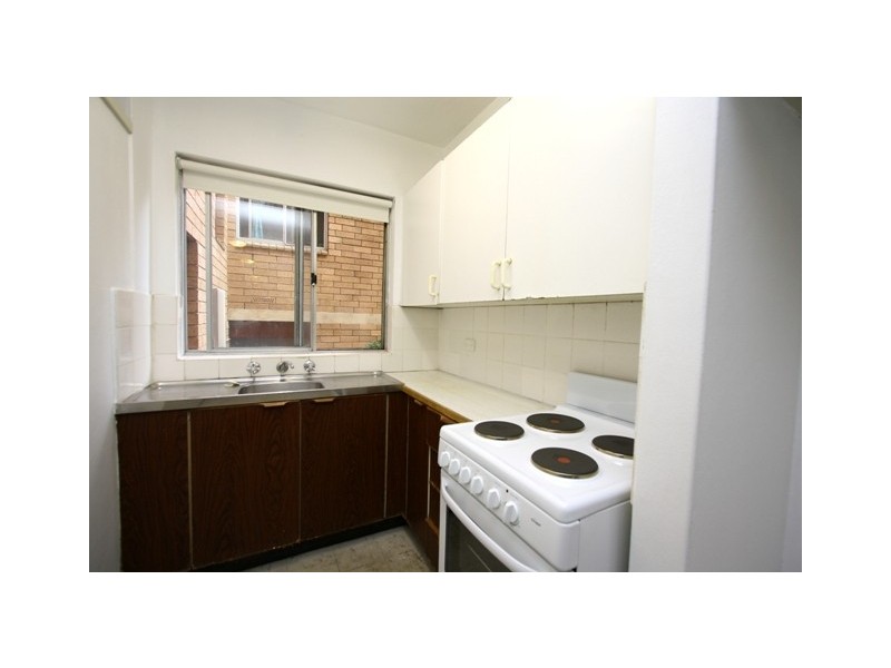 2/4 Sherbrooke Road, West Ryde NSW 2114