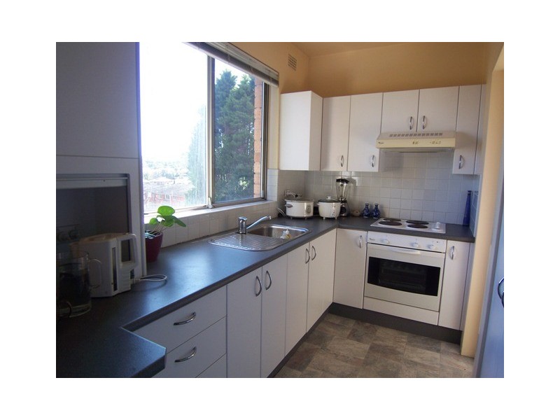 1/33 Meadow Crescent, Meadowbank NSW 2114