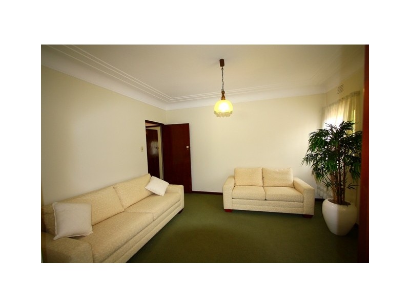 6 Shaftsbury Road, West Ryde NSW 2114