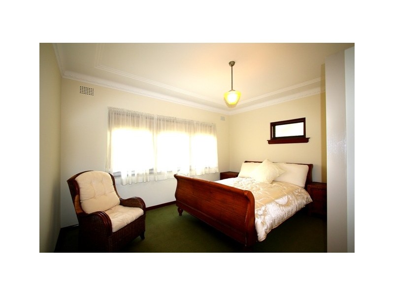 6 Shaftsbury Road, West Ryde NSW 2114