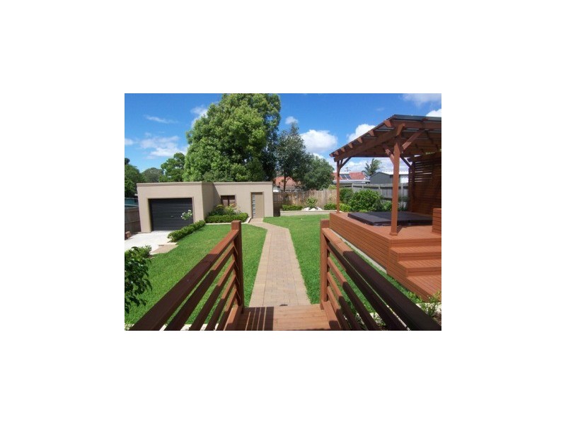 24 Bruce Street, Ryde NSW 2112