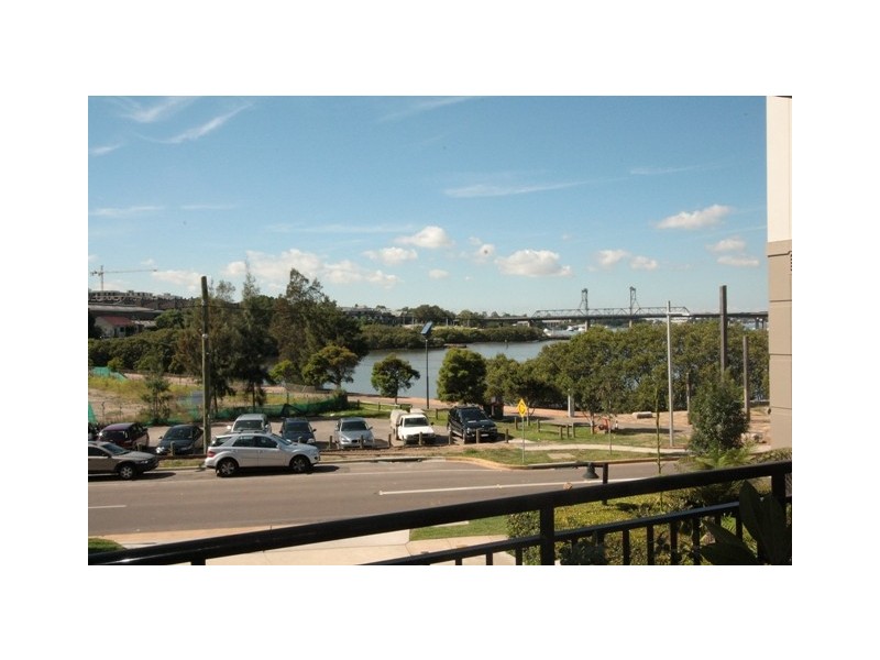 30/143 Bowden Street, Meadowbank NSW 2114