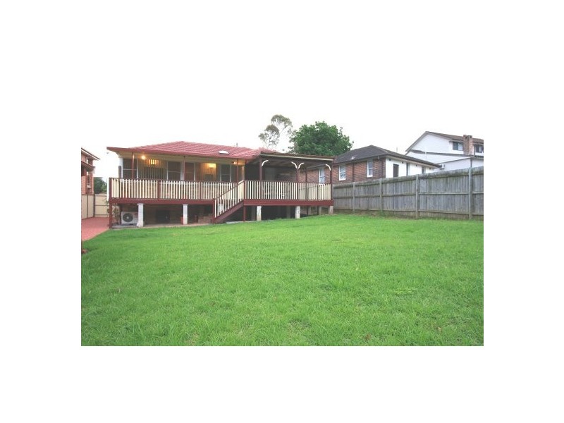 9 Sinfield Street, Ermington NSW 2115