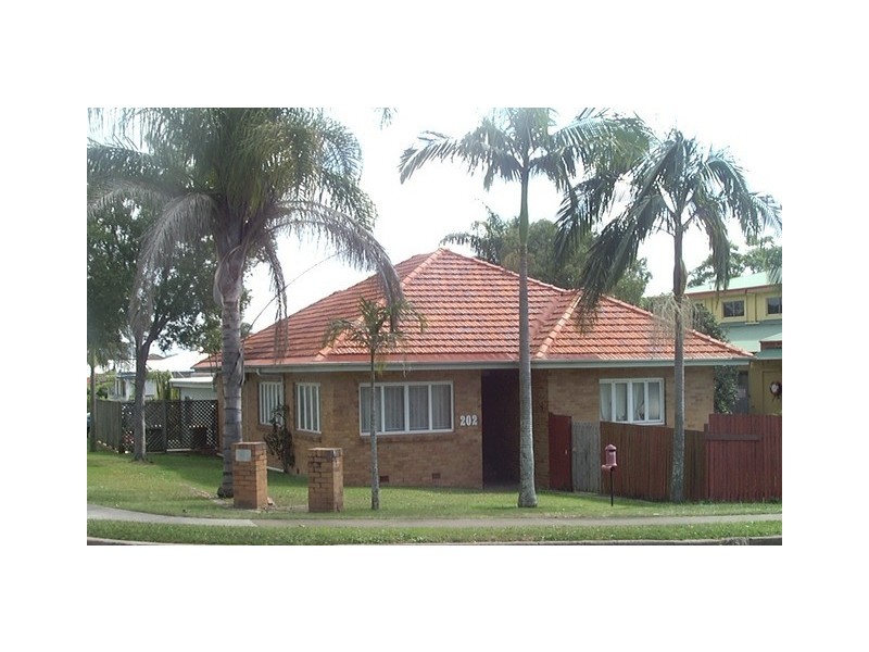 202 Shaw Road, Wavell Heights QLD 4012