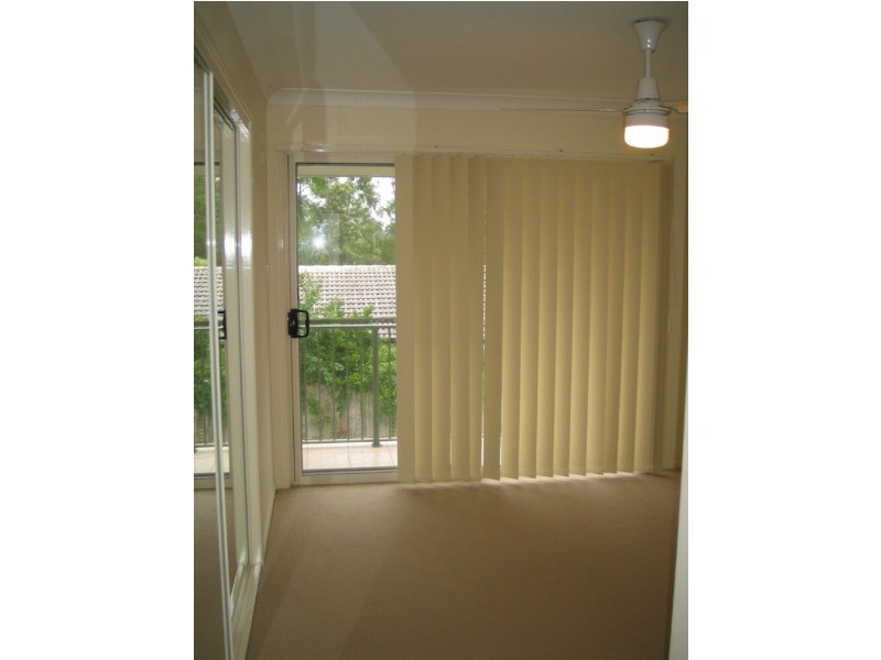 28/1 Carnarvon Court, Oxenford QLD 4210