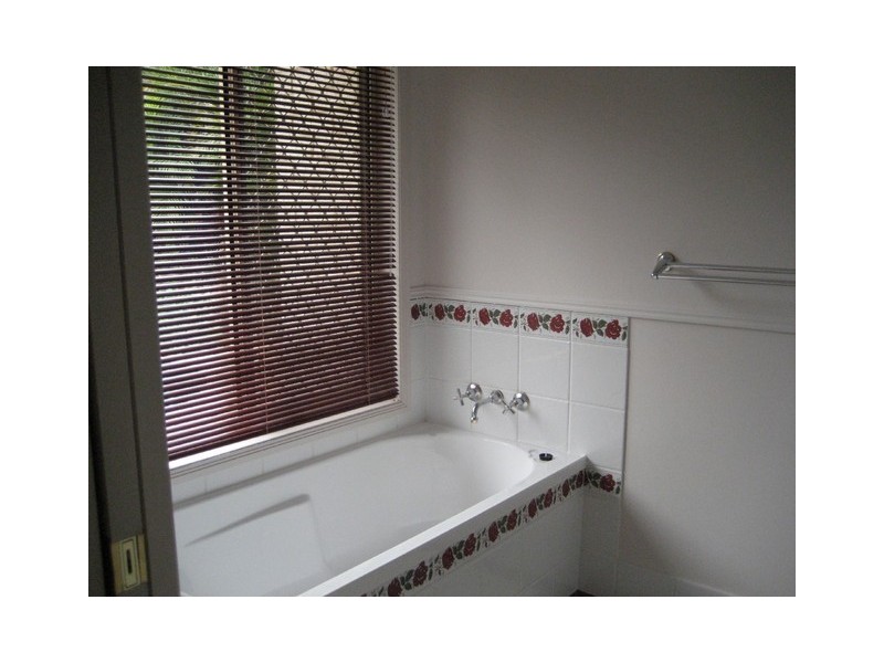 48 Brittany Drive, Oxenford QLD 4210