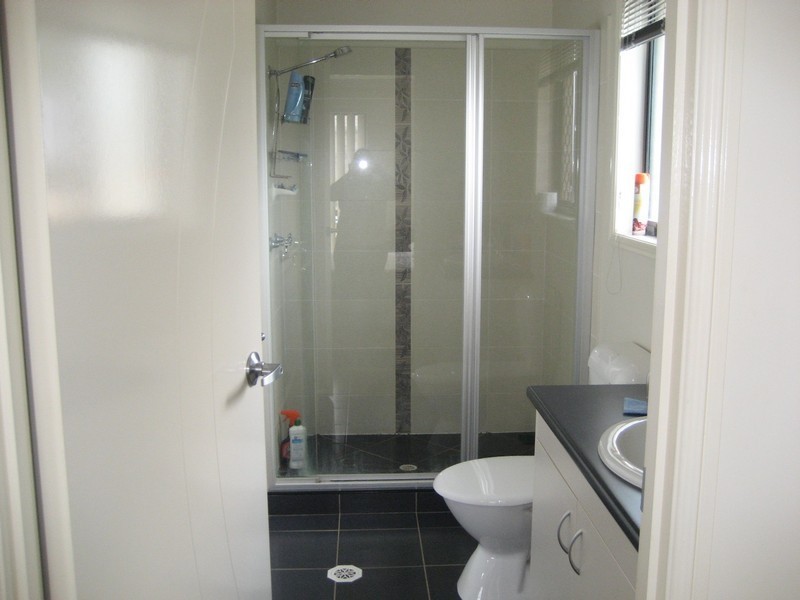 28A Spruce Street, Loganlea QLD 4131