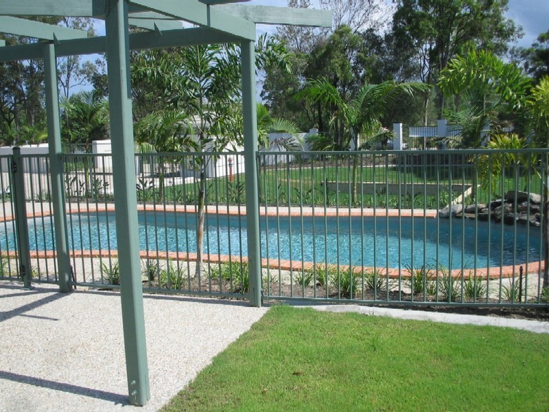 28/1 Carnarvon Court, Oxenford QLD 4210