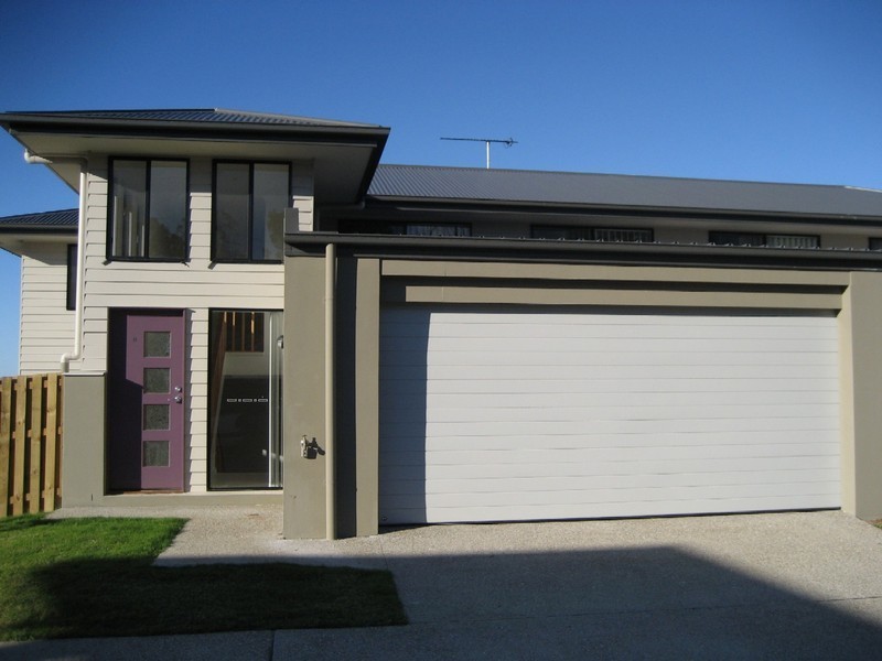 9/5 Faculty Crescent, Mudgeeraba QLD 4213