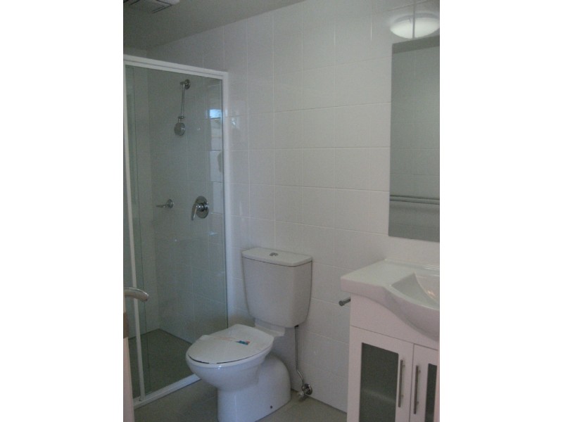 7/6-10 Rose Street, Southport QLD 4215