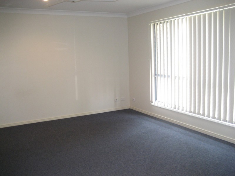 12 Diamond Sand Drive, Upper Coomera QLD 4209