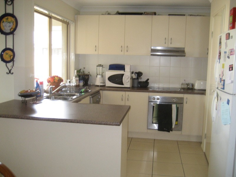 37 Rushcutter Ave, Oxenford QLD 4210