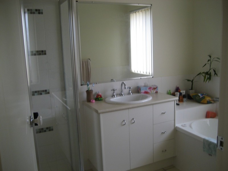 37 Rushcutter Ave, Oxenford QLD 4210