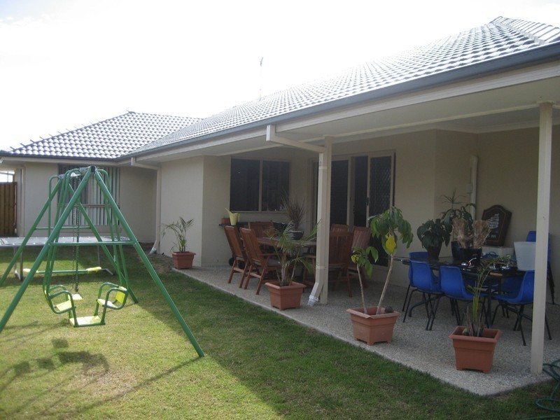 37 Rushcutter Ave, Oxenford QLD 4210