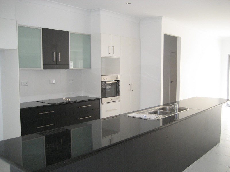 6 Trents Crt, Pimpama QLD 4209