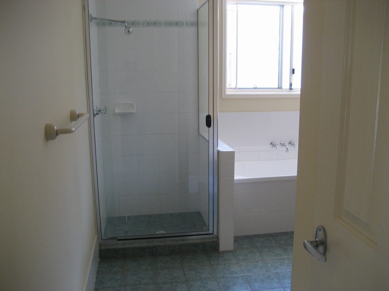 4 Principal Street, Upper Coomera QLD 4209