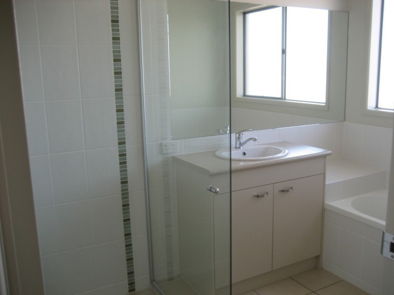 10  Jenley Court, Upper Coomera QLD 4209