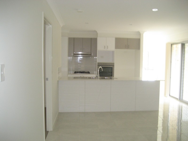 9 Jet street, Upper Coomera QLD 4209
