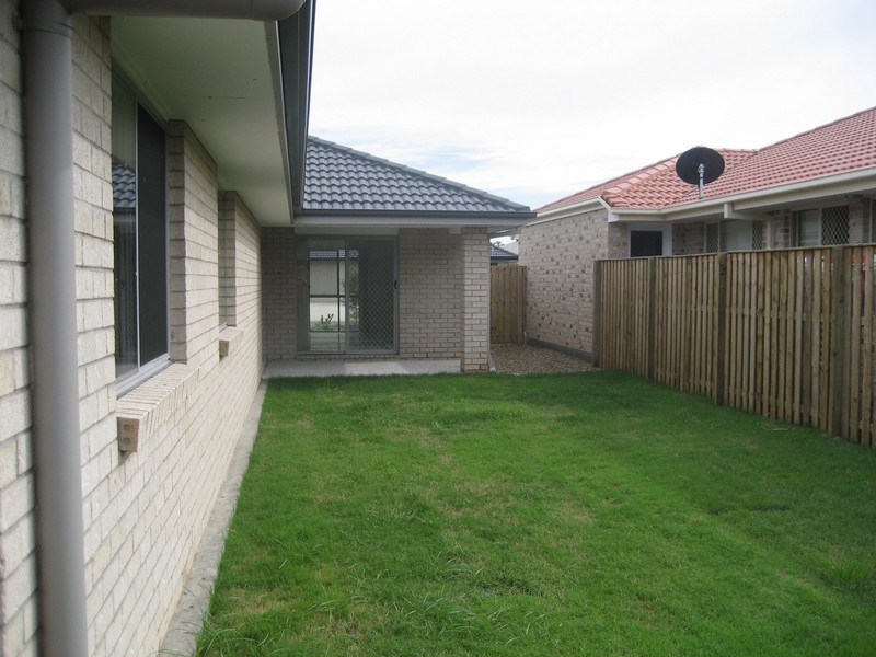 9 Jet street, Upper Coomera QLD 4209