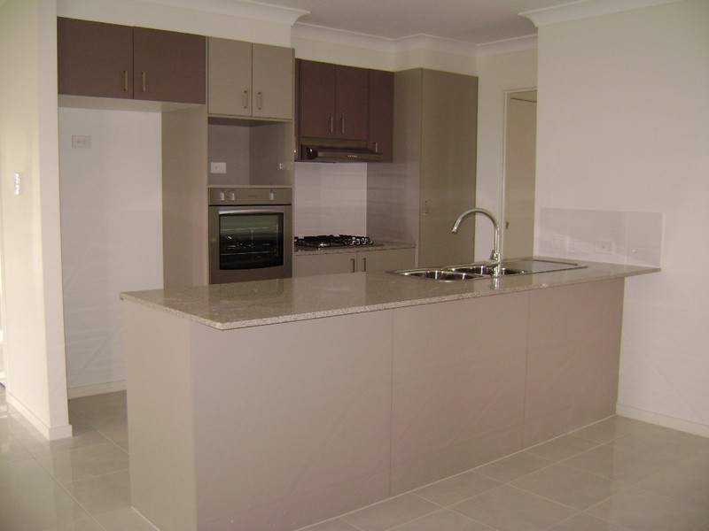 40 Kingsford Road, Upper Coomera QLD 4209