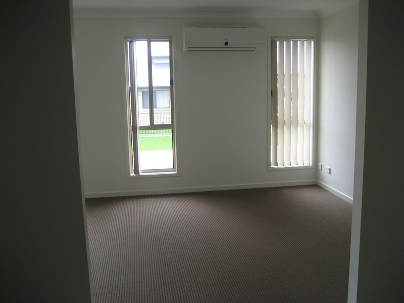 40 Kingsford Road, Upper Coomera QLD 4209