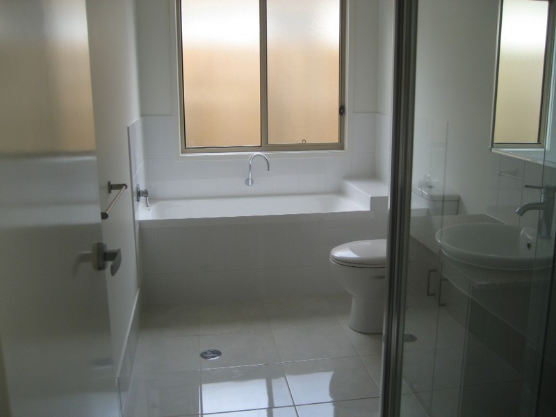 40 Kingsford Road, Upper Coomera QLD 4209