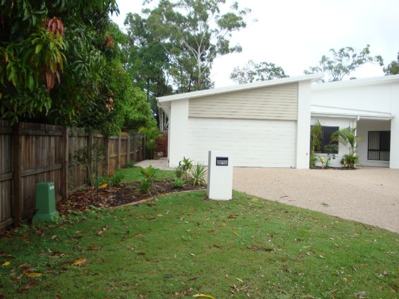 1/17 Laura Place, Varsity Lakes QLD 4227
