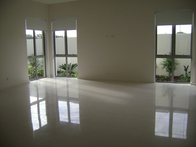 9130 Peter Senior Drive, Hope Island QLD 4212