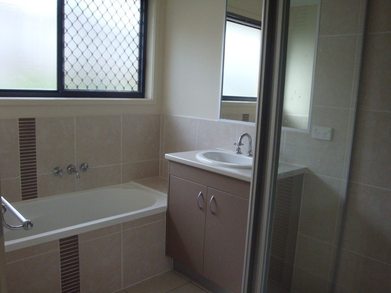 20 Vautin Way, Eagleby QLD 4207