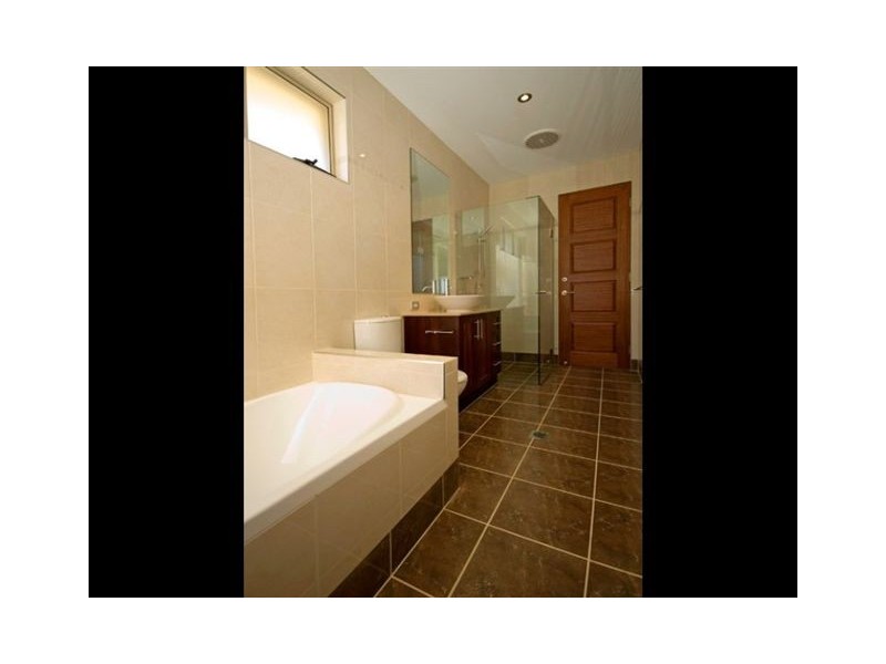 6001A The Boulevard, Benowa QLD 4217