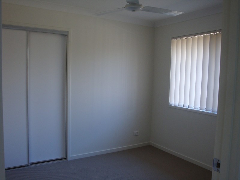 16 Ansett Way, Upper Coomera QLD 4209