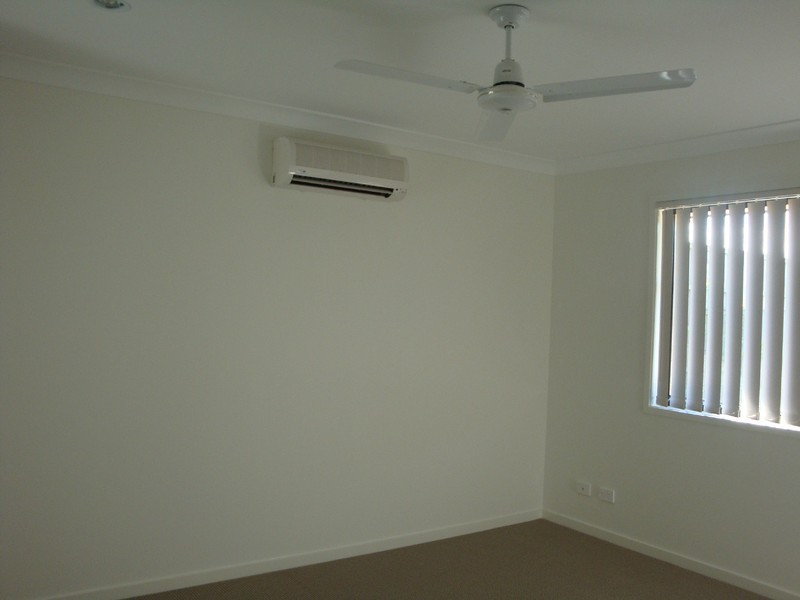 16 Ansett Way, Upper Coomera QLD 4209