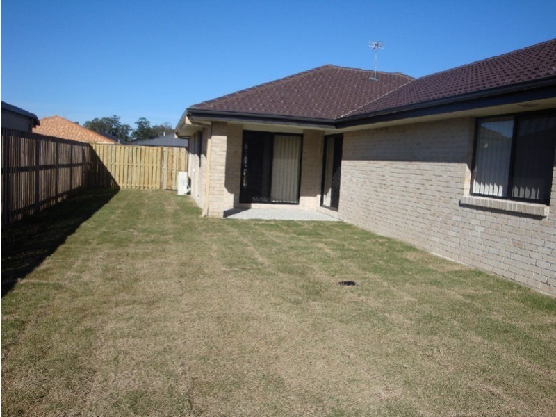 16 Ansett Way, Upper Coomera QLD 4209