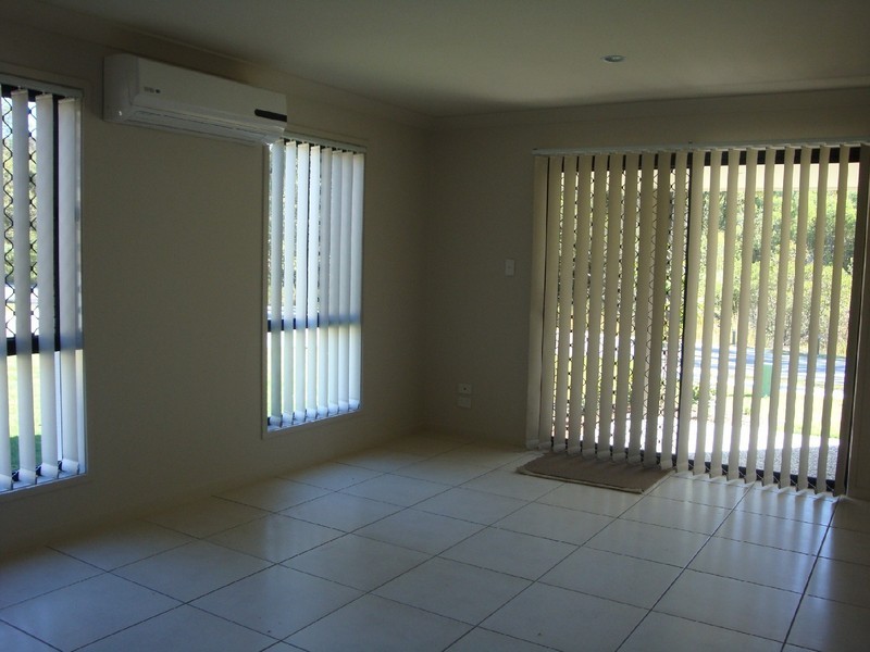 1/2 Murray Court, Upper Coomera QLD 4209