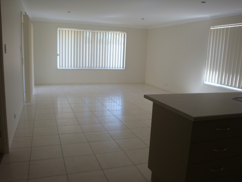 5 Coalstoun Crossing, Waterford QLD 4133