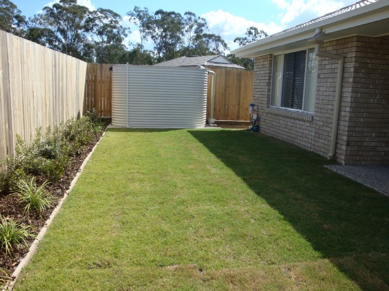 5 Coalstoun Crossing, Waterford QLD 4133