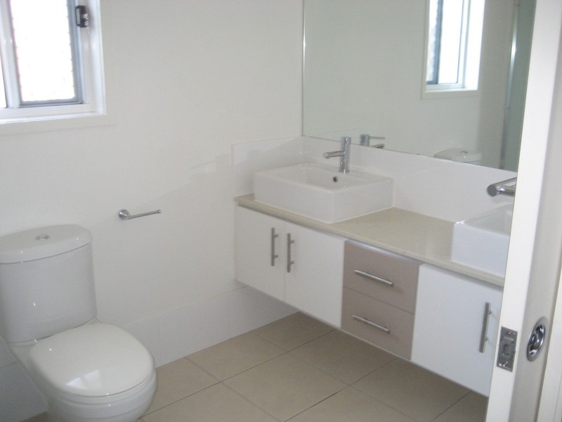 53 The Landings, Upper Coomera QLD 4209