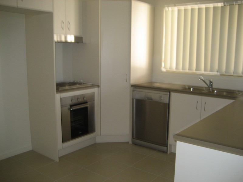 37 Carnarvon Crescent, Waterford QLD 4133