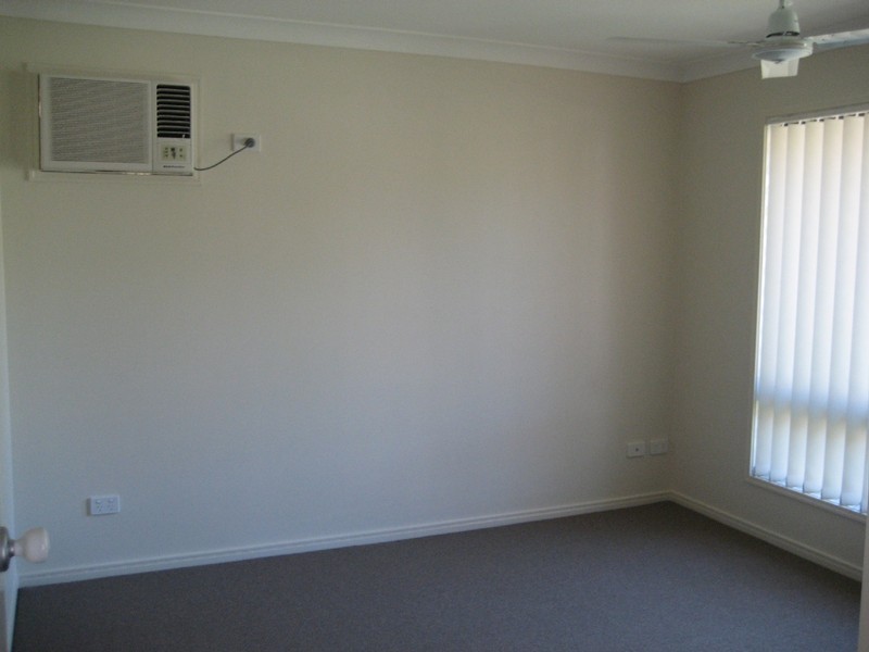 37 Carnarvon Crescent, Waterford QLD 4133