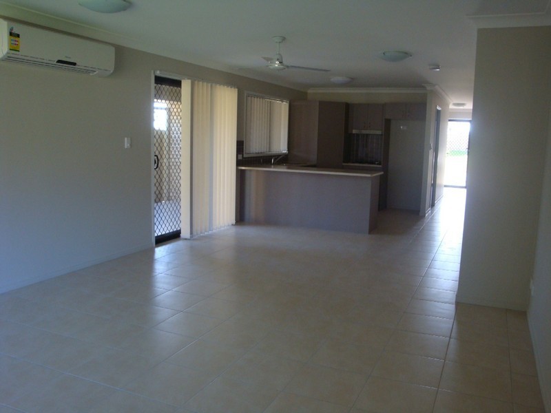 35 Jasmina Parade, Waterford QLD 4133