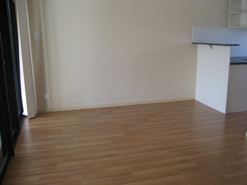 6/35 Harley Street, Labrador QLD 4215